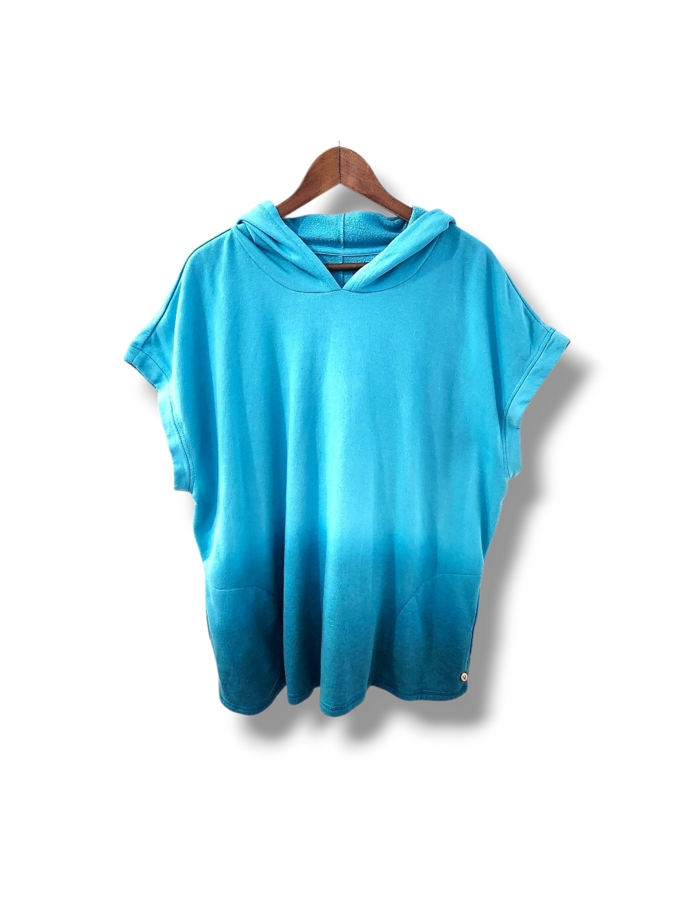 Lane Bryant Livi Active NWOT Ombre Short Sleeve Hooded Sweatshirt | 22/24